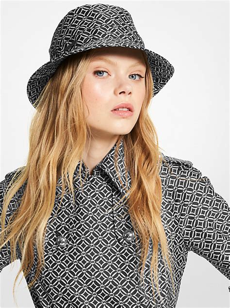 michael kors hats women's.